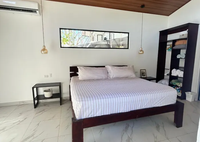 Casa Tranquila, Private Pool And Close To Avellanas Villa